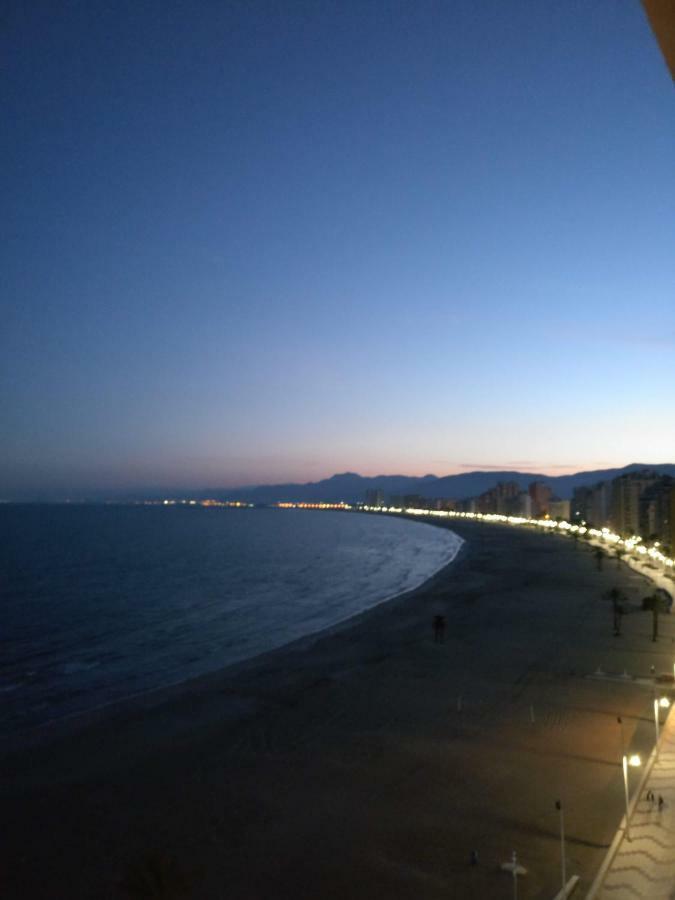 Descans Cullera Buitenkant foto